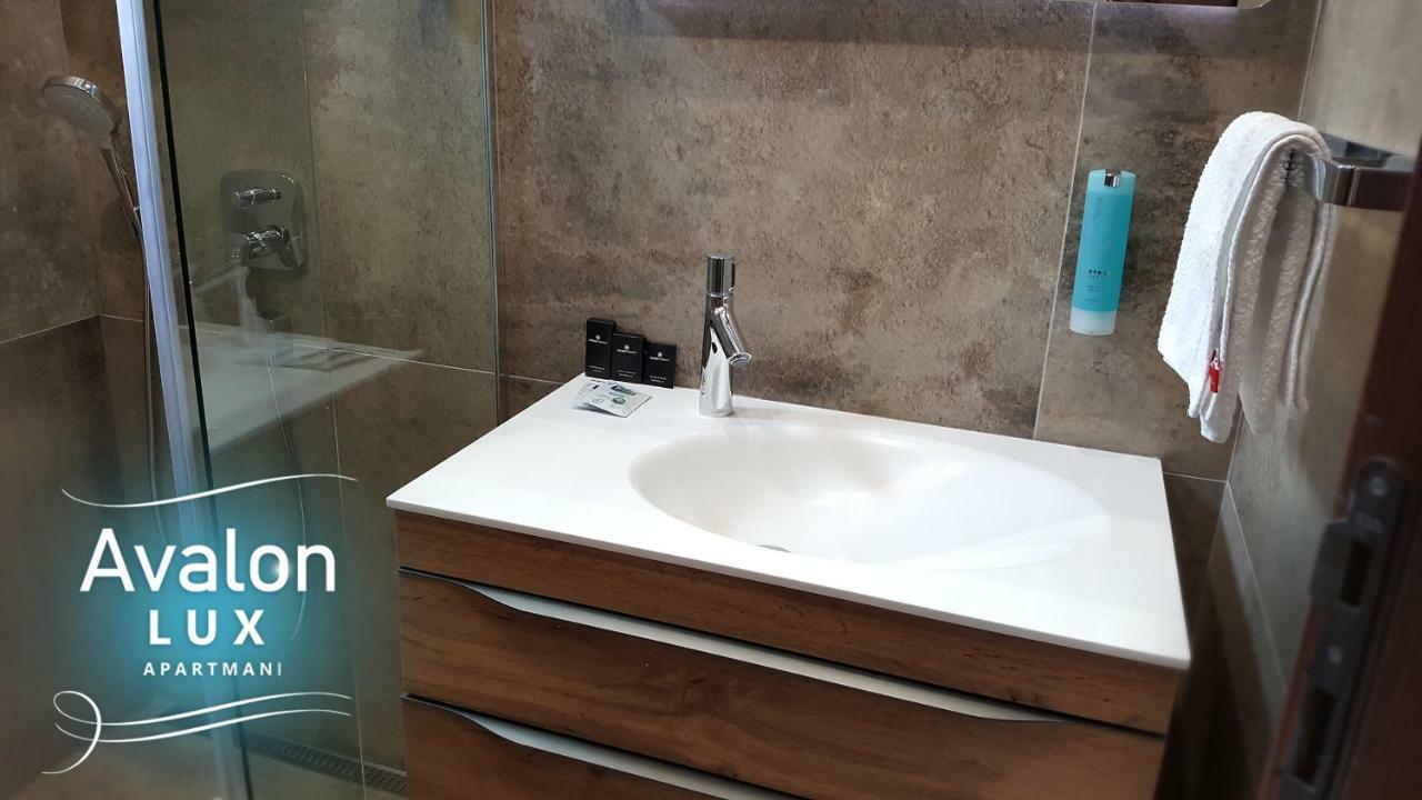Avalon Lux Studio Apartment Novi Sad Exteriér fotografie